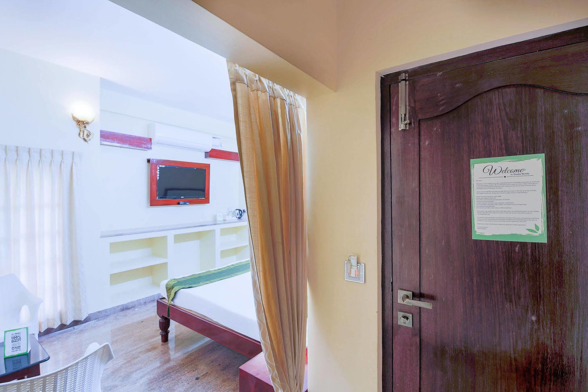 Treebo Grace Inn, 3 Min Walk From Promenade Beach Pondicherry Exterior foto