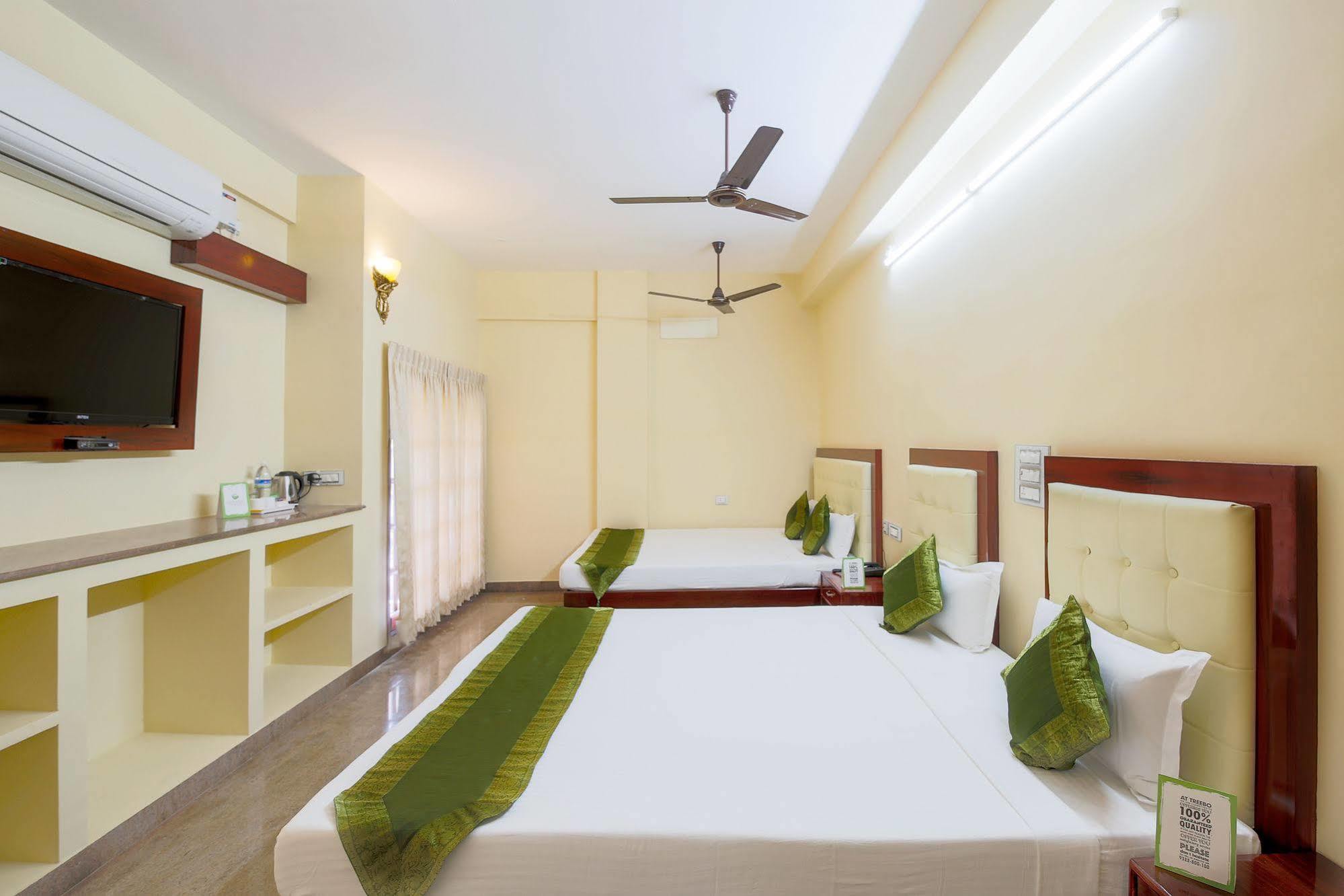 Treebo Grace Inn, 3 Min Walk From Promenade Beach Pondicherry Exterior foto